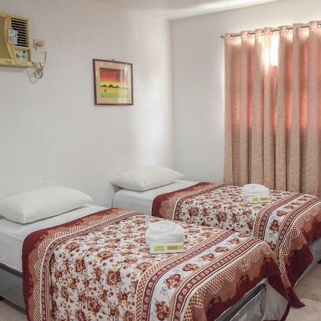 Tiptop Tower Suite Inn Dumaguete City Esterno foto