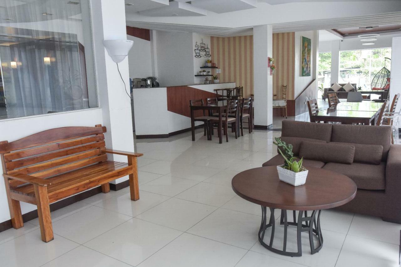 Tiptop Tower Suite Inn Dumaguete City Esterno foto